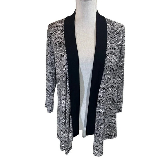 Easywear by Chicos Black White Open Cardigan Size 1 Slinky Knit Swirl Stripe Top - Picture 1 of 6
